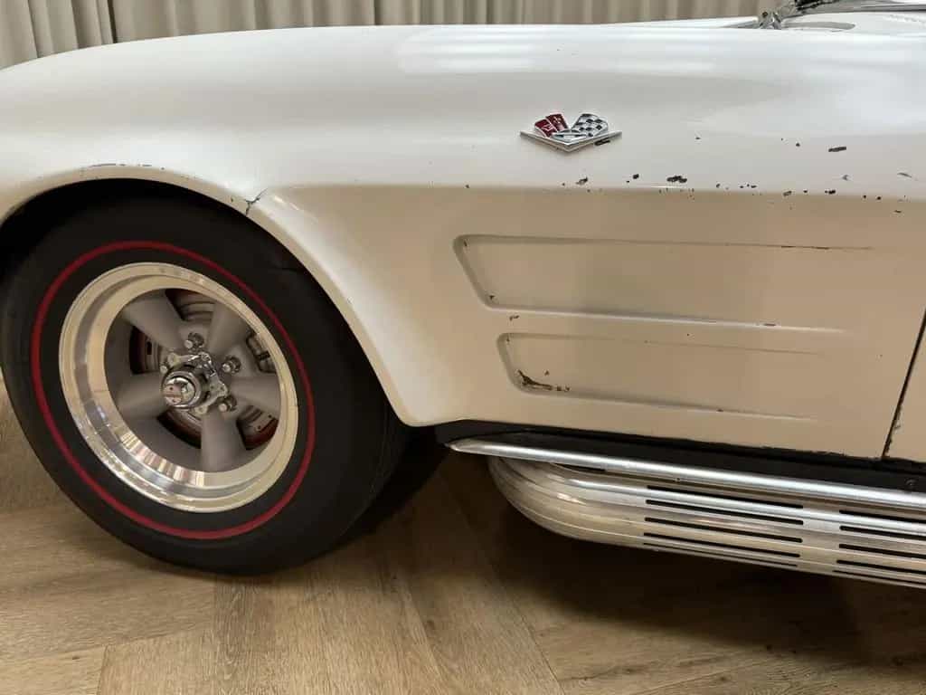 Chevrolet Corvette C2 EU REGISTERED / Coupé / 327 Cu V8 / 07/1964-photo-33