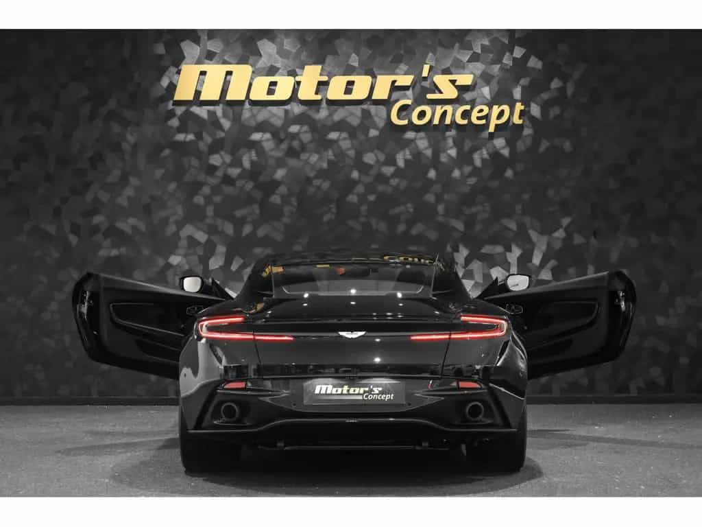 Aston Martin DB11 5.2 V12 TWIN TURBO 01/2018-photo-4