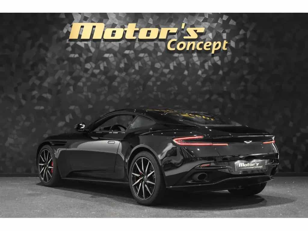 Aston Martin DB11 5.2 V12 TWIN TURBO 01/2018-photo-6