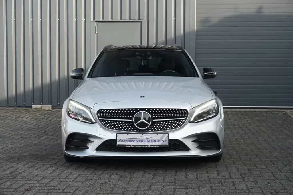 Mercedes-Benz C 300 T AMG Multib RFK PANO SHZ NAV Ambiente ACC 08/2018-photo-1