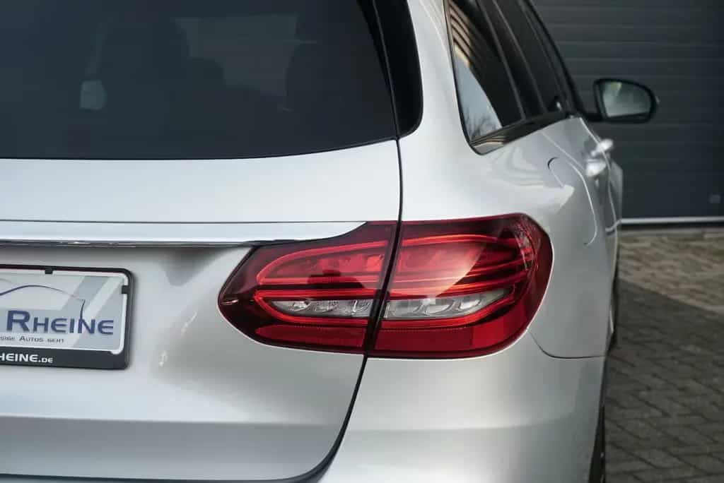 Mercedes-Benz C 300 T AMG Multib RFK PANO SHZ NAV Ambiente ACC 08/2018-photo-14