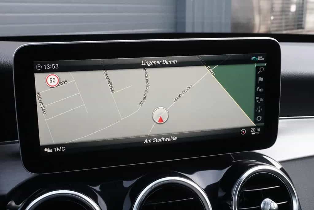 Mercedes-Benz C 300 T AMG Multib RFK PANO SHZ NAV Ambiente ACC 08/2018-photo-24
