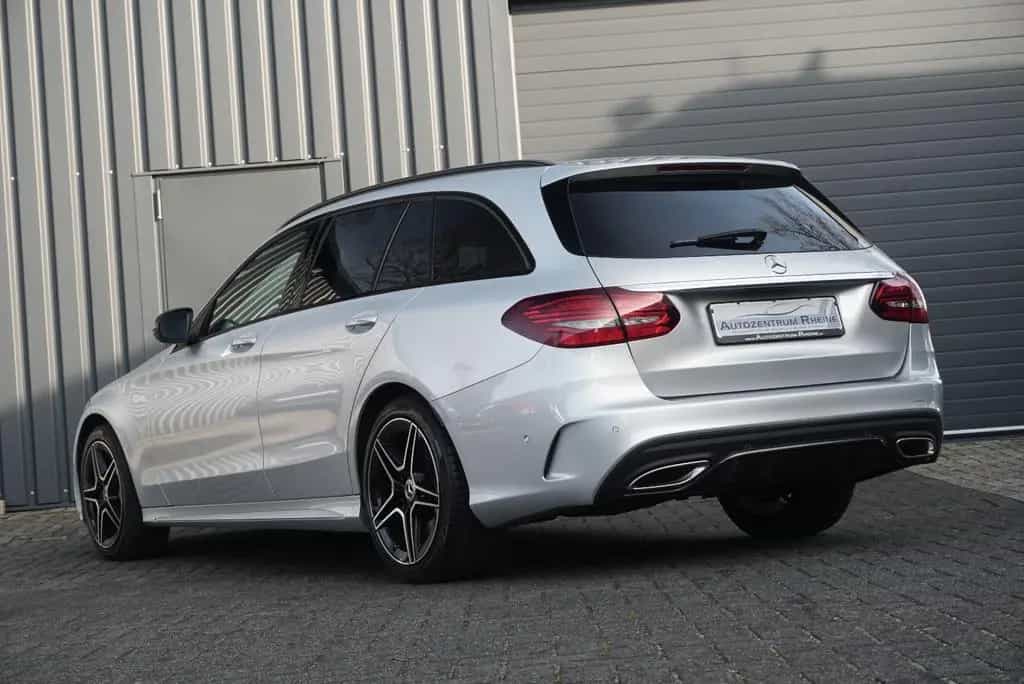 Mercedes-Benz C 300 T AMG Multib RFK PANO SHZ NAV Ambiente ACC 08/2018-photo-4