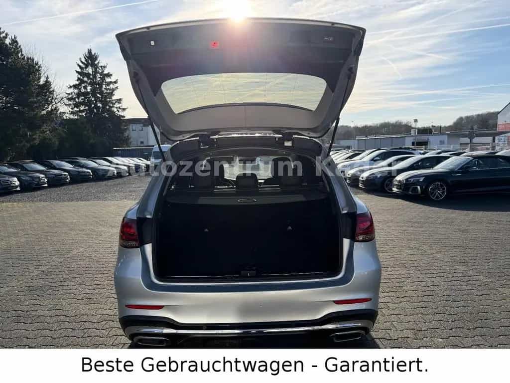 Mercedes-Benz GLC-Class 200 4Matic*Pano*ILS*Navi*AMG Line*AHK*Distro 10/2019-photo-12