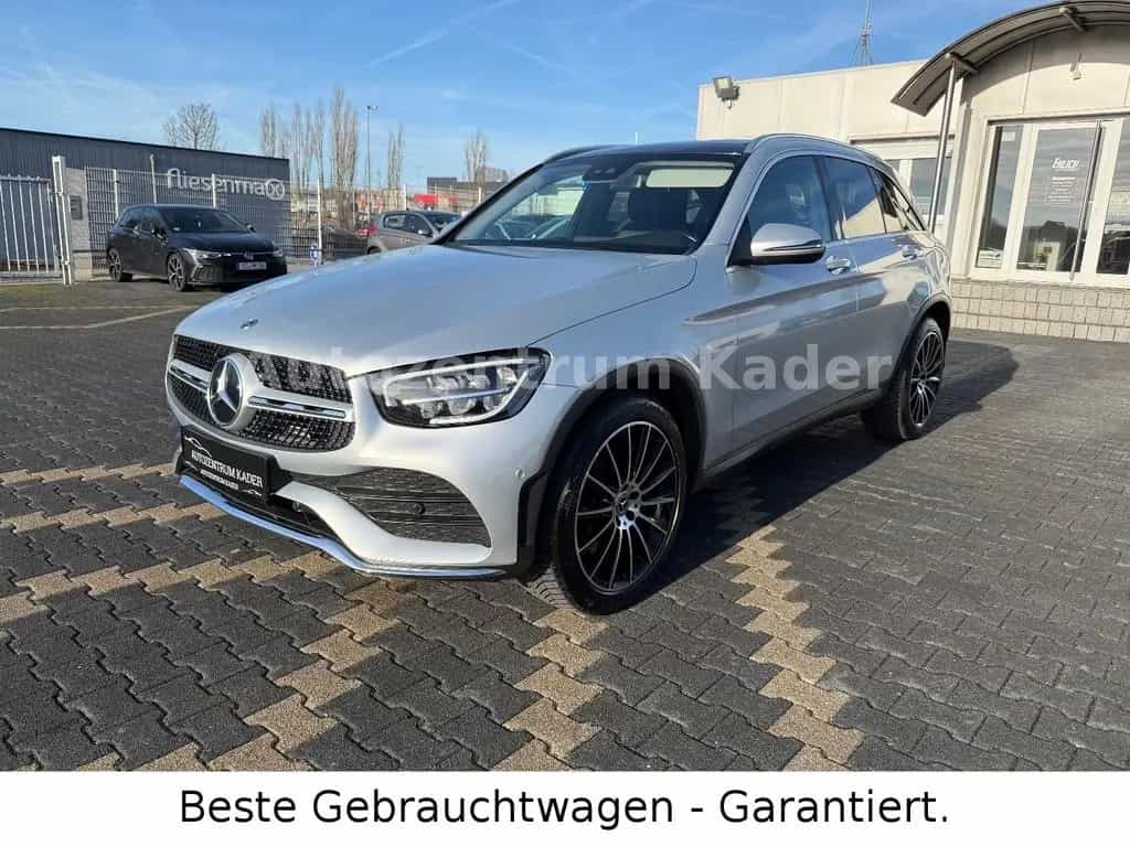 Mercedes-Benz GLC-Class 200 4Matic*Pano*ILS*Navi*AMG Line*AHK*Distro 10/2019-photo-1