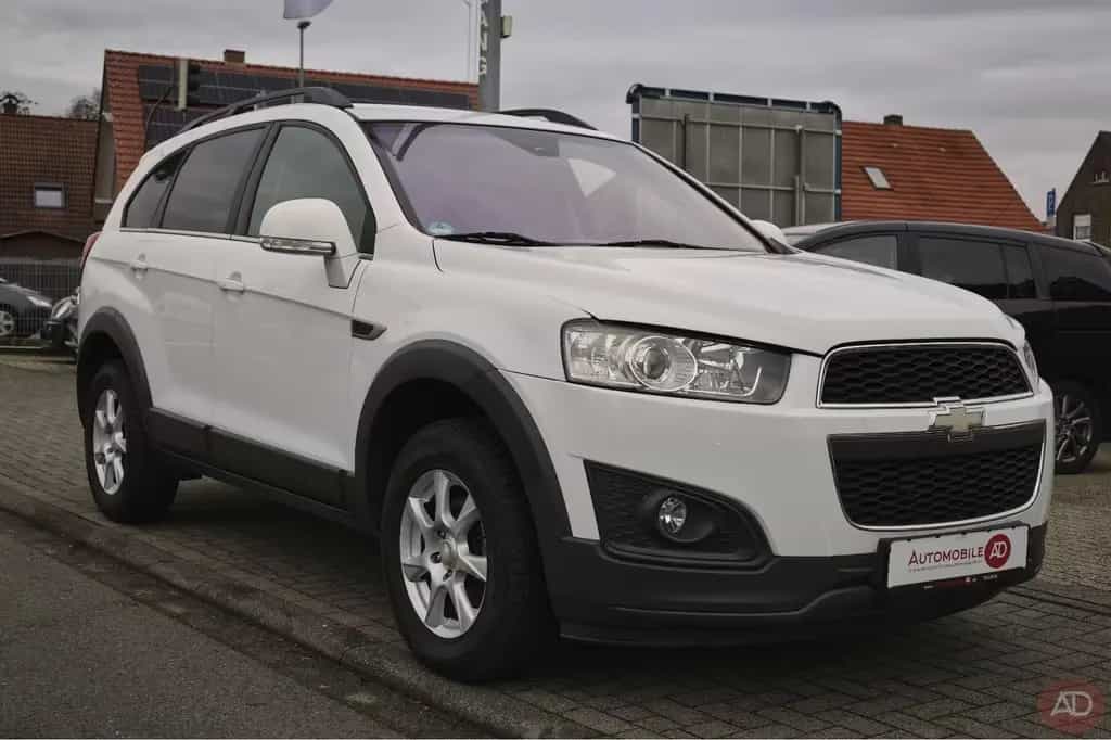 Chevrolet Captiva 2.2 D LT 2WD *7-Sitze*Leder* 01/2014-photo-4