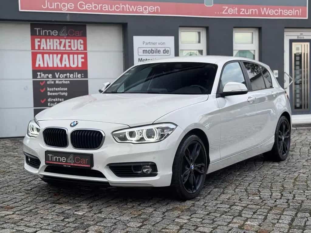 BMW 120 Advantage LED Navi SHZ M-Felge Autom. 04/2018-photo-1
