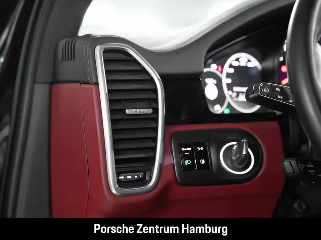 Porsche Cayenne Panorama BOSE PASM Servolenkung Plus 05/2018-photo-16