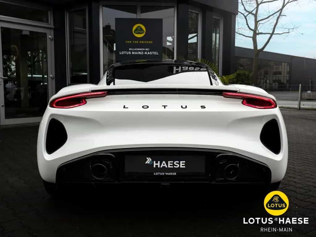Lotus Emira V6 Mist White - by LOTUS HAESE 01/2026-photo-17