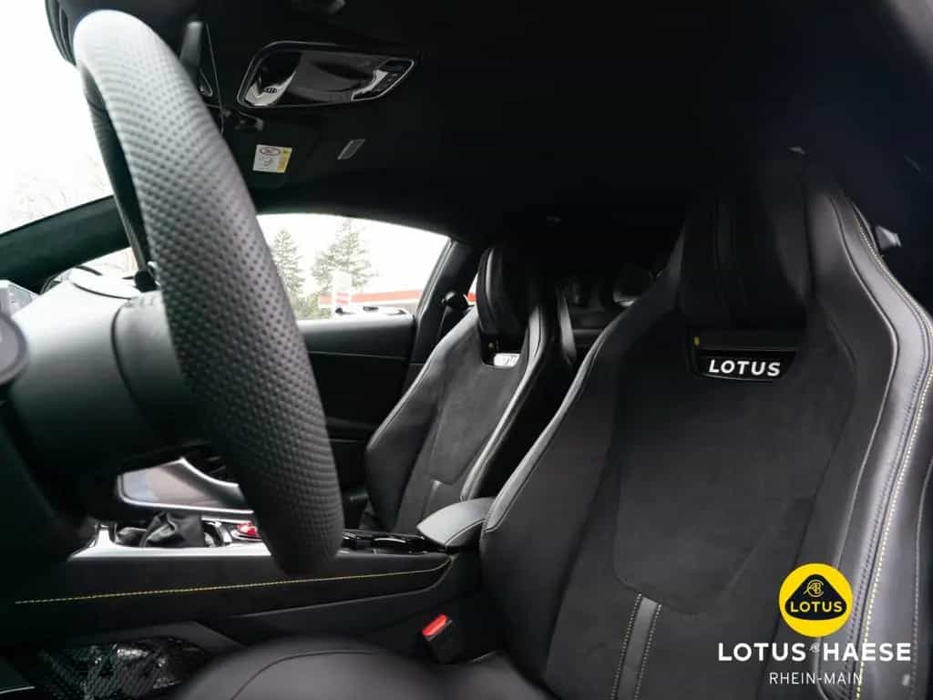 Lotus Emira V6 Mist White - by LOTUS HAESE 01/2026-photo-21
