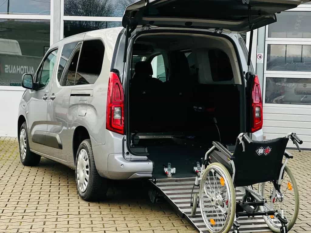 Opel Combo Life E Edition Behindertengerecht-Rampe 05/2023-photo-1