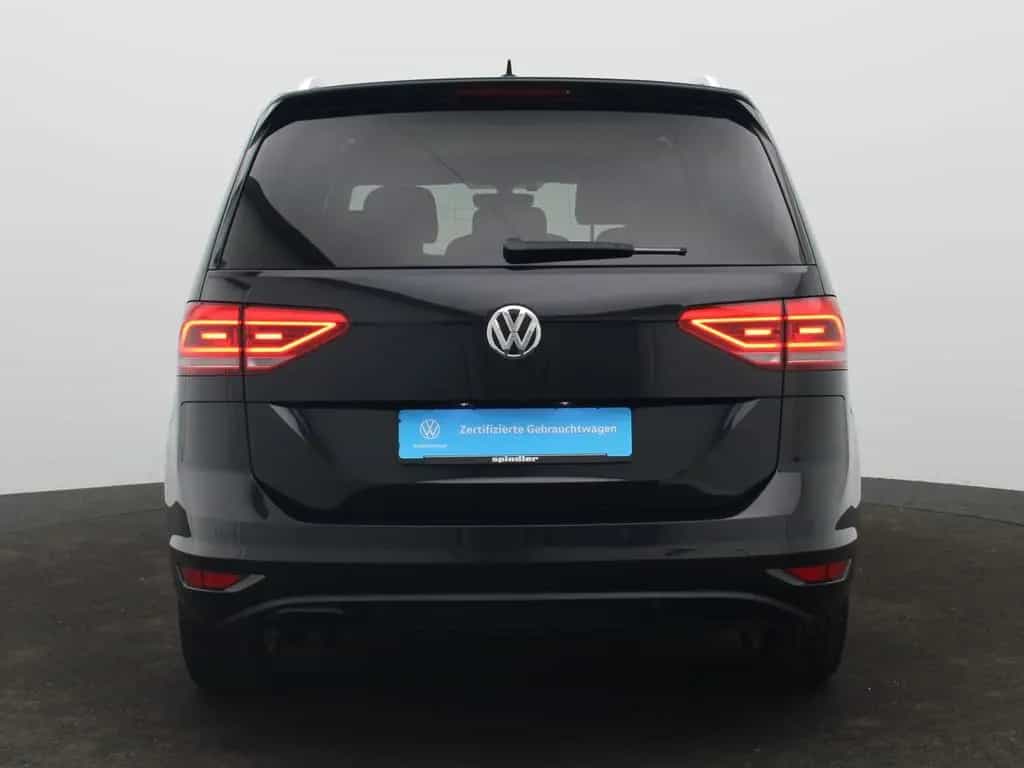 Volkswagen Touran Highline 1.4TSI DSG/ Pano, Navi, LED, ACC 08/2018-photo-6