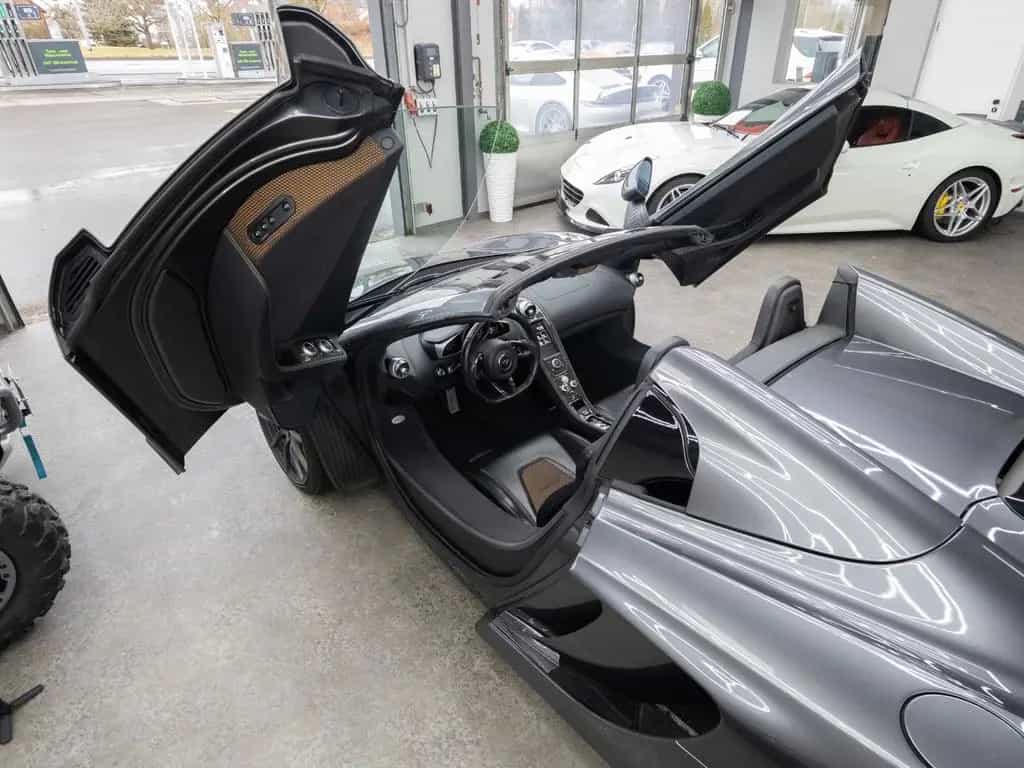 McLaren MP4-12C Spider 3.8 V8 Spider *Carbon*Scheck* 05/2013-photo-14