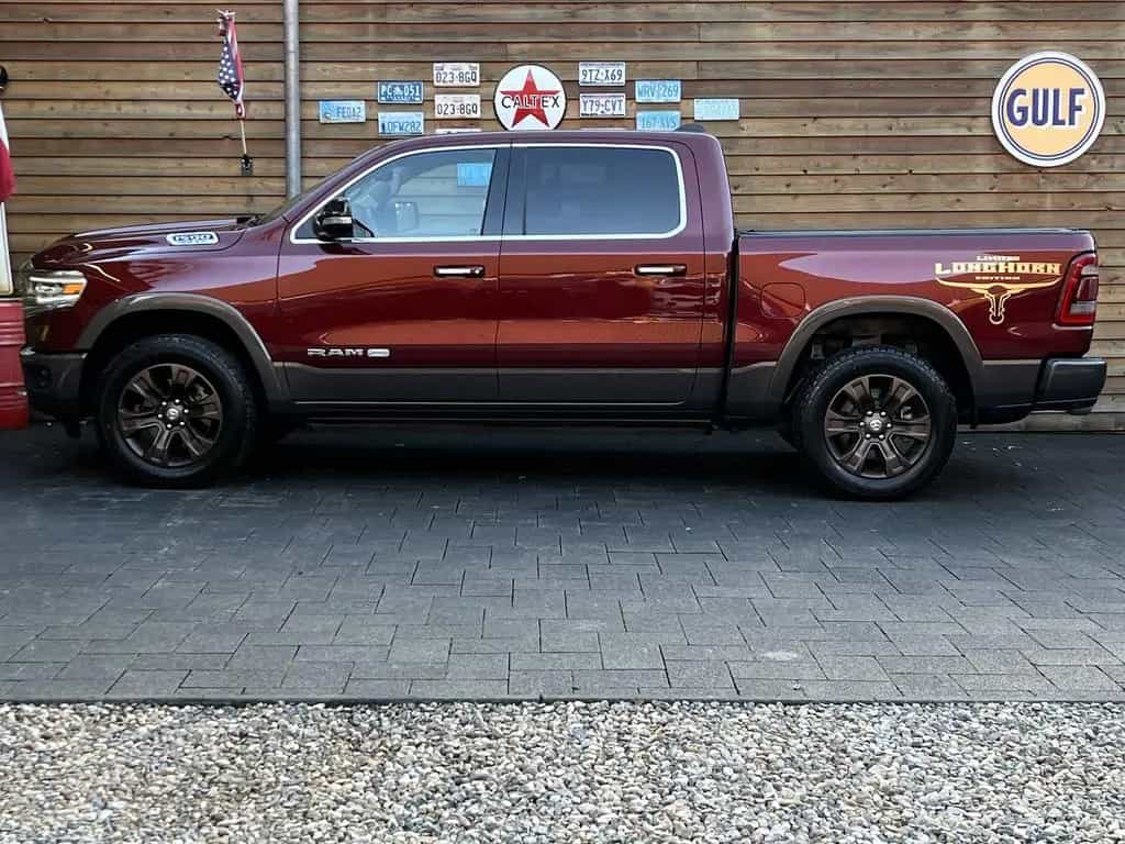 Dodge RAM 1500 Longhorn 5.7L 12´´NAV 360° LPG 4x4 AHK 08/2018-photo-14