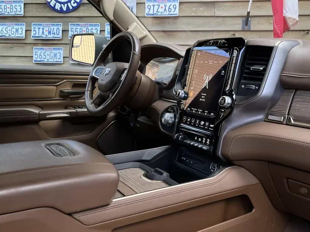 Dodge RAM 1500 Longhorn 5.7L 12´´NAV 360° LPG 4x4 AHK 08/2018-photo-25
