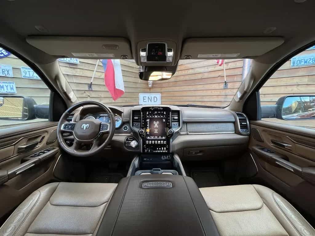 Dodge RAM 1500 Longhorn 5.7L 12´´NAV 360° LPG 4x4 AHK 08/2018-photo-26