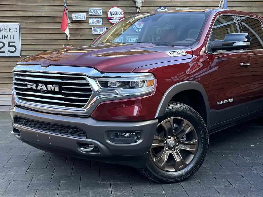 Dodge RAM 1500 Longhorn 5.7L 12´´NAV 360° LPG 4x4 AHK 08/2018-photo-4