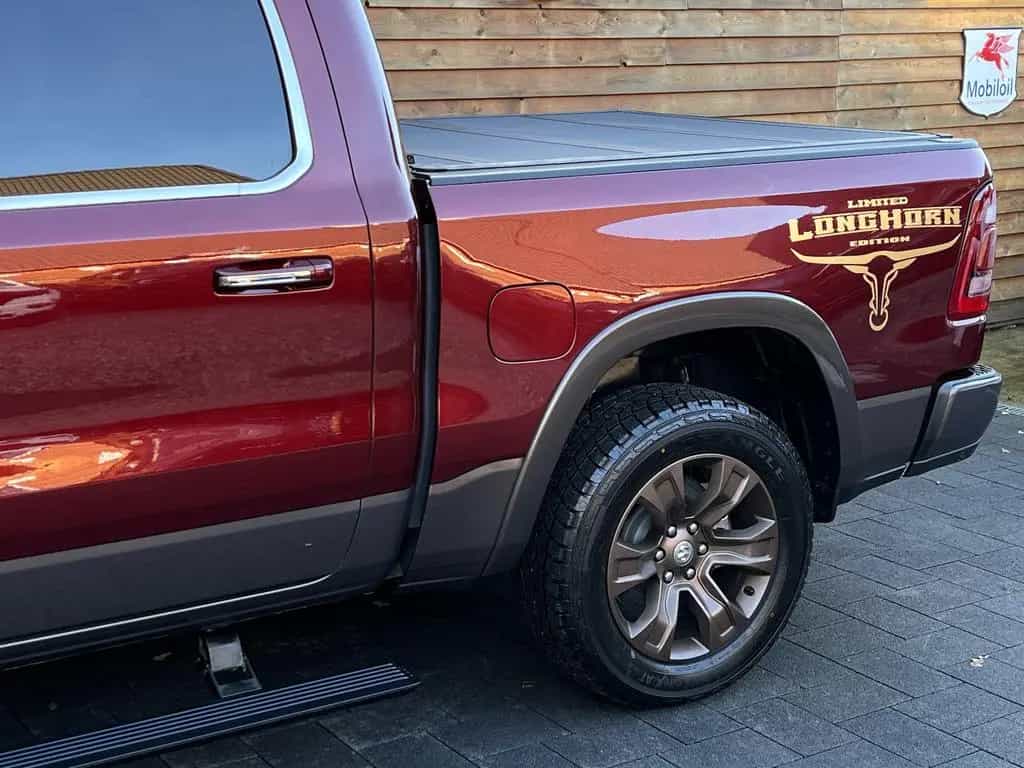 Dodge RAM 1500 Longhorn 5.7L 12´´NAV 360° LPG 4x4 AHK 08/2018-photo-6