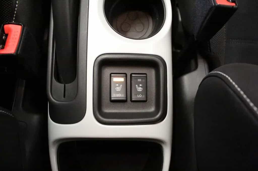 Nissan Juke 1.2 DIG-T N-Connecta 4x2 AHK 07/2017-photo-31