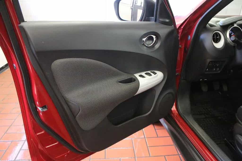 Nissan Juke 1.2 DIG-T N-Connecta 4x2 AHK 07/2017-photo-35