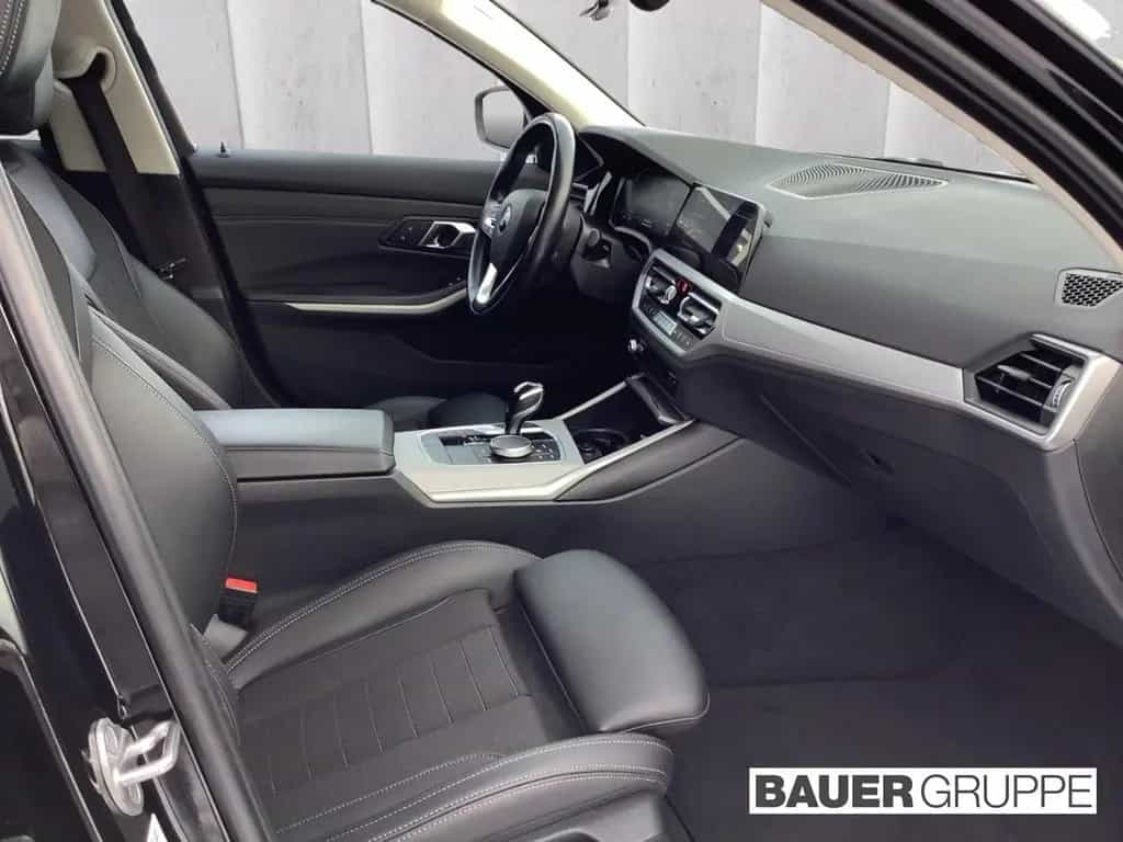 BMW 320 d xDrive CockpitProf. Sportsitze PDC HiFi 02/2022-photo-16