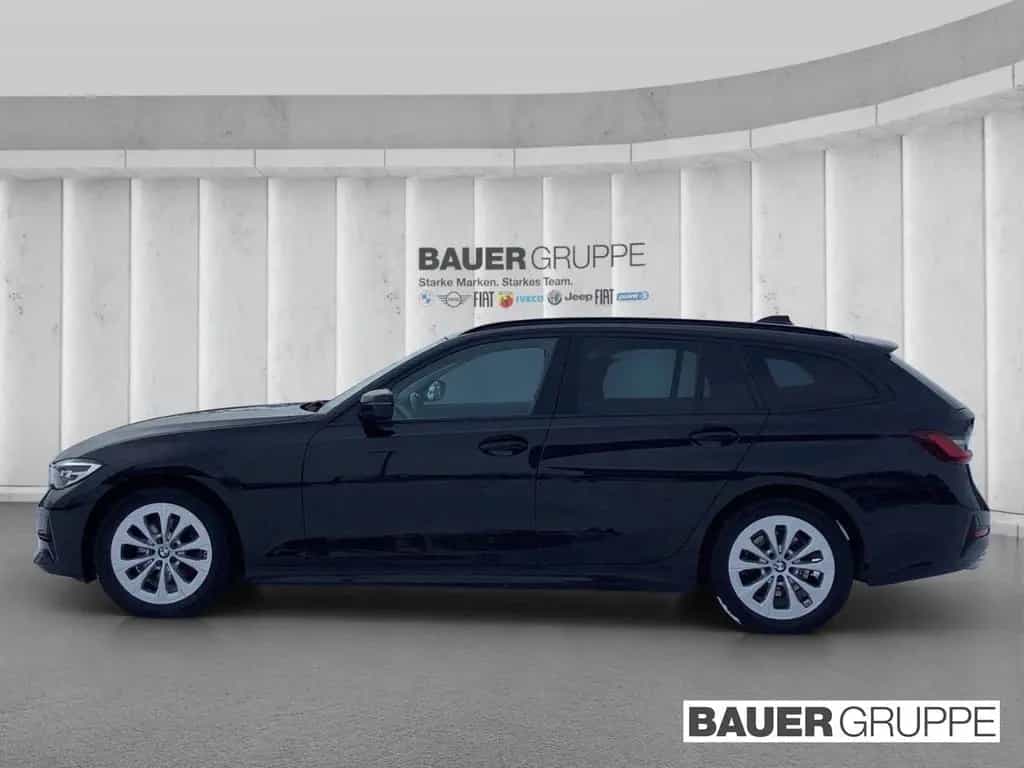 BMW 320 d xDrive CockpitProf. Sportsitze PDC HiFi 02/2022-photo-2
