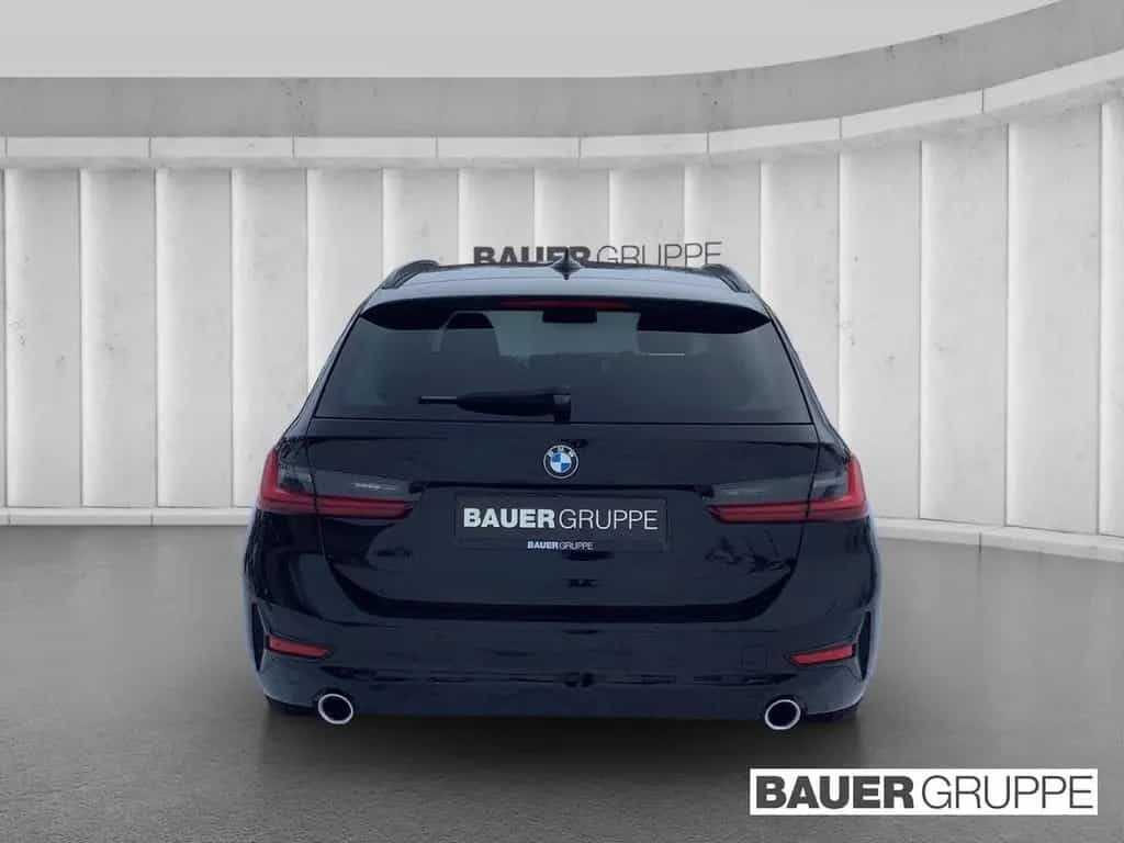 BMW 320 d xDrive CockpitProf. Sportsitze PDC HiFi 02/2022-photo-4