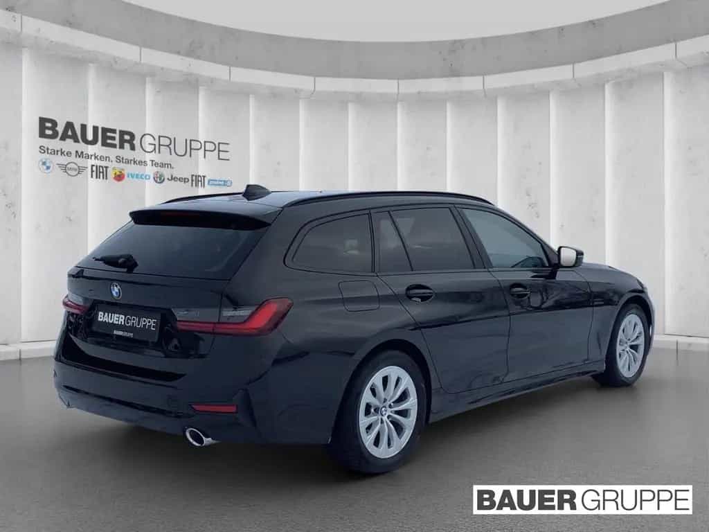 BMW 320 d xDrive CockpitProf. Sportsitze PDC HiFi 02/2022-photo-5