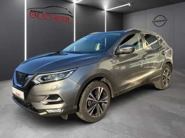 Nissan Qashqai N-Connecta,Navi,Klima,360°-Kam,PANO 01/2018-photo-1