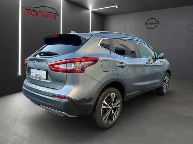Nissan Qashqai N-Connecta,Navi,Klima,360°-Kam,PANO 01/2018-photo-3