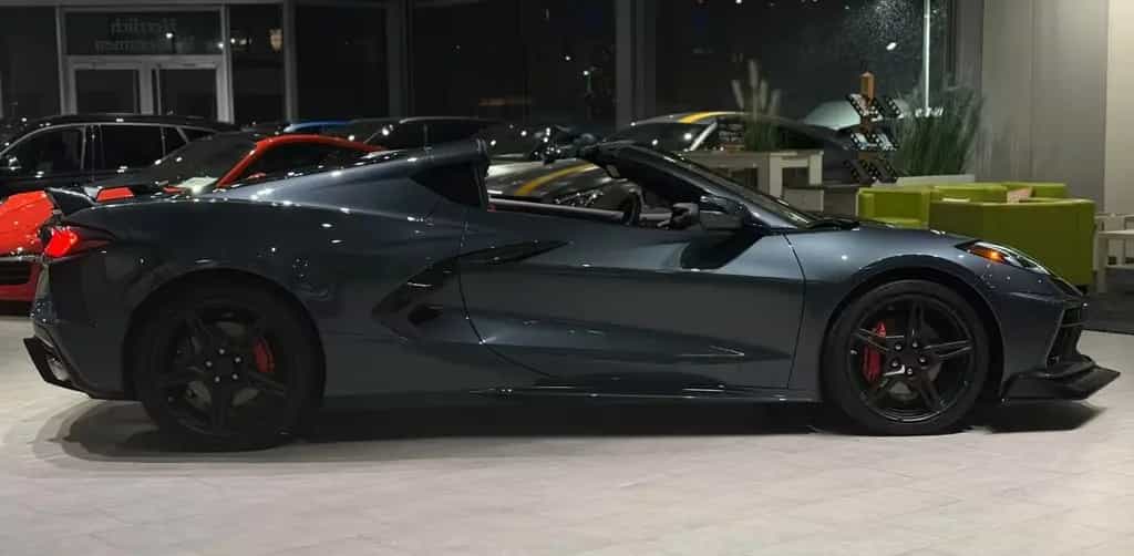 Corvette C8 Coupe Stingray 2LT Schalensitze*SBL*Targadach 08/2021-photo-5