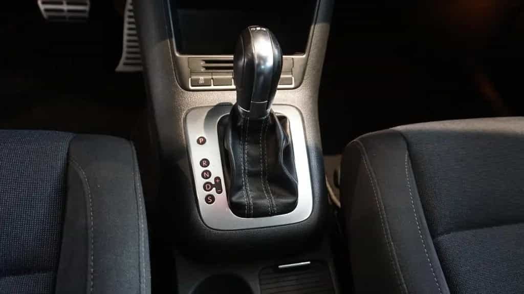 Volkswagen Golf VI Plus AUTOMATIK+NAVIGATION+BI XENON+AHK S 04/2012-photo-10