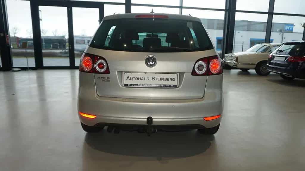 Volkswagen Golf VI Plus AUTOMATIK+NAVIGATION+BI XENON+AHK S 04/2012-photo-4