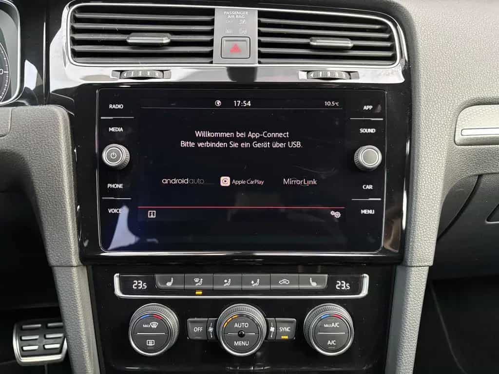Volkswagen Golf GTI DSG Performance AHK ACC CAM LED CARPLAY 11/2019-photo-12