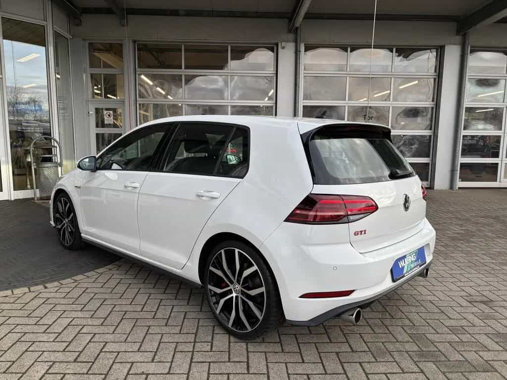 Volkswagen Golf GTI DSG Performance AHK ACC CAM LED CARPLAY 11/2019-photo-17
