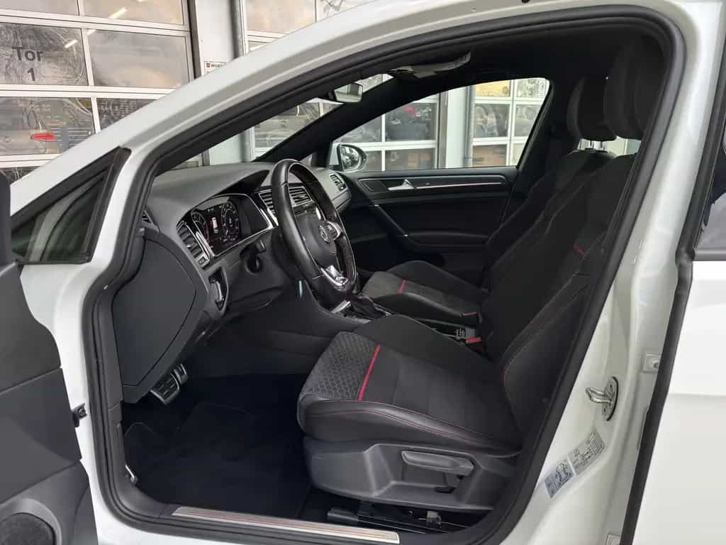 Volkswagen Golf GTI DSG Performance AHK ACC CAM LED CARPLAY 11/2019-photo-4