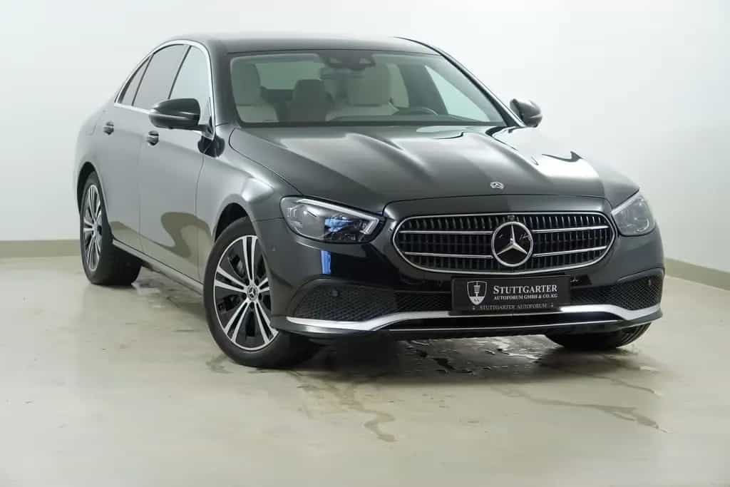 Mercedes-Benz E-Class 450 4Matic Leder 360*Kamera Distronic Leder 09/2020-photo-0