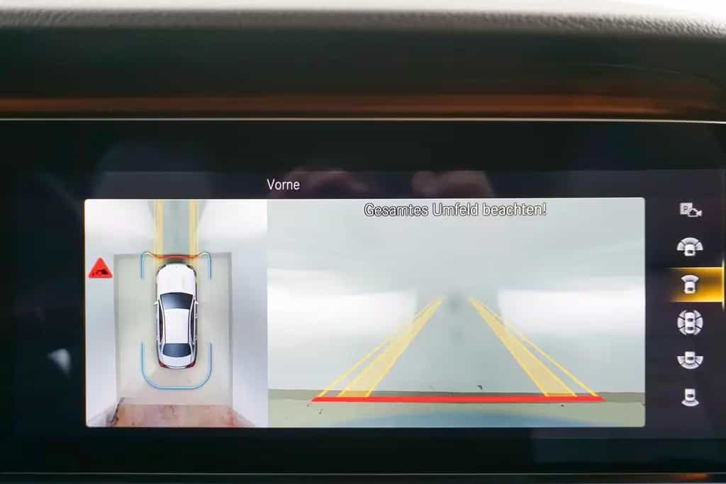 Mercedes-Benz E-Class 450 4Matic Leder 360*Kamera Distronic Leder 09/2020-photo-11