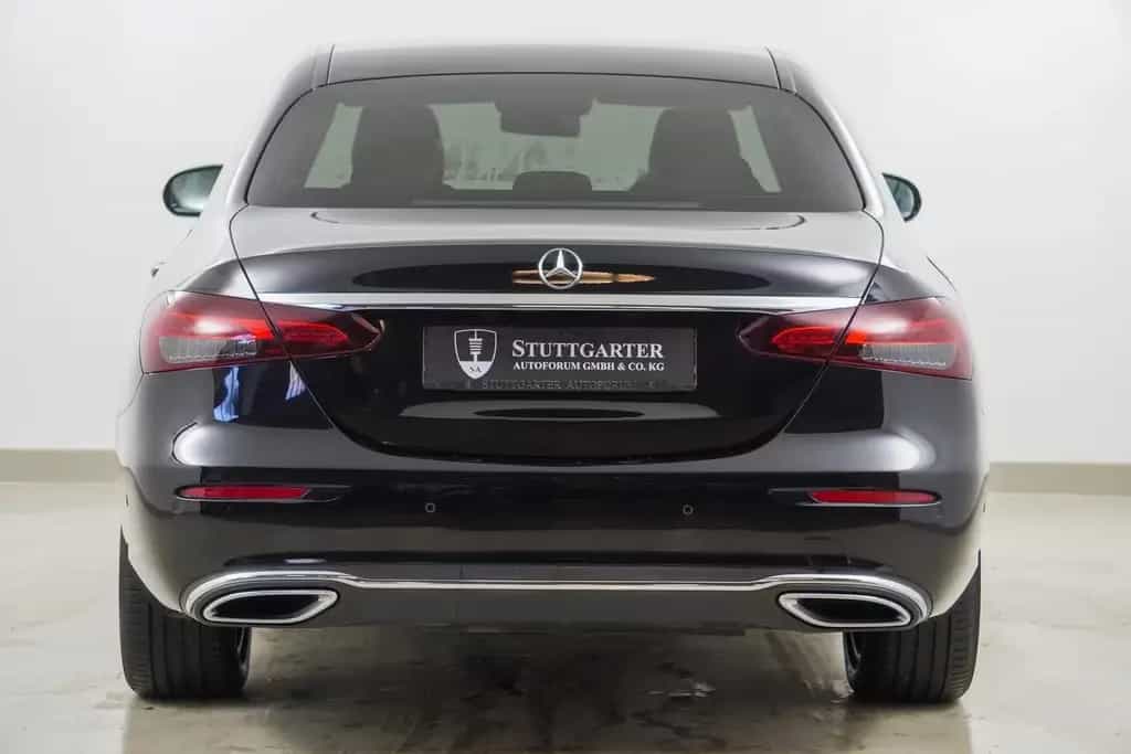Mercedes-Benz E-Class 450 4Matic Leder 360*Kamera Distronic Leder 09/2020-photo-4