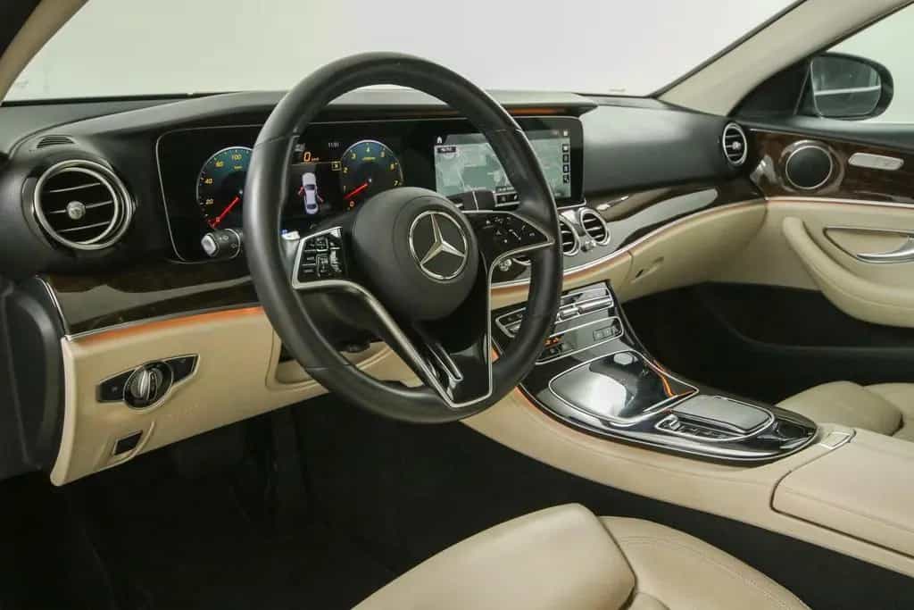 Mercedes-Benz E-Class 450 4Matic Leder 360*Kamera Distronic Leder 09/2020-photo-6