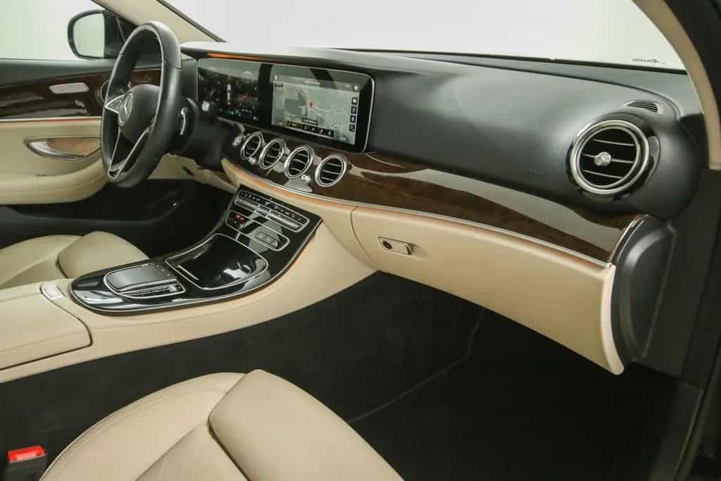 Mercedes-Benz E-Class 450 4Matic Leder 360*Kamera Distronic Leder 09/2020-photo-7