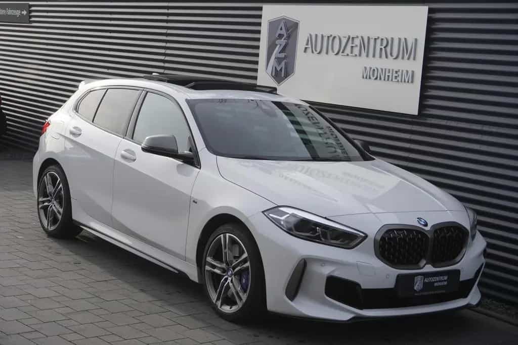 BMW M135 xDrive|PANORAMA|VIRTUAL|SHADOW|AERODYNAMIK 11/2021-photo-1