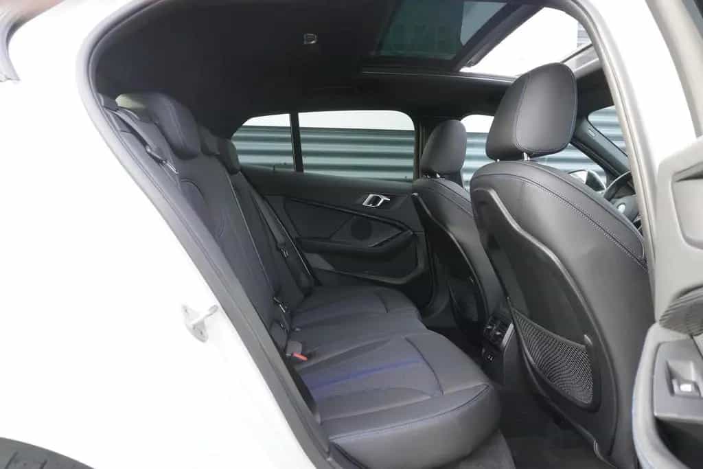 BMW M135 xDrive|PANORAMA|VIRTUAL|SHADOW|AERODYNAMIK 11/2021-photo-17