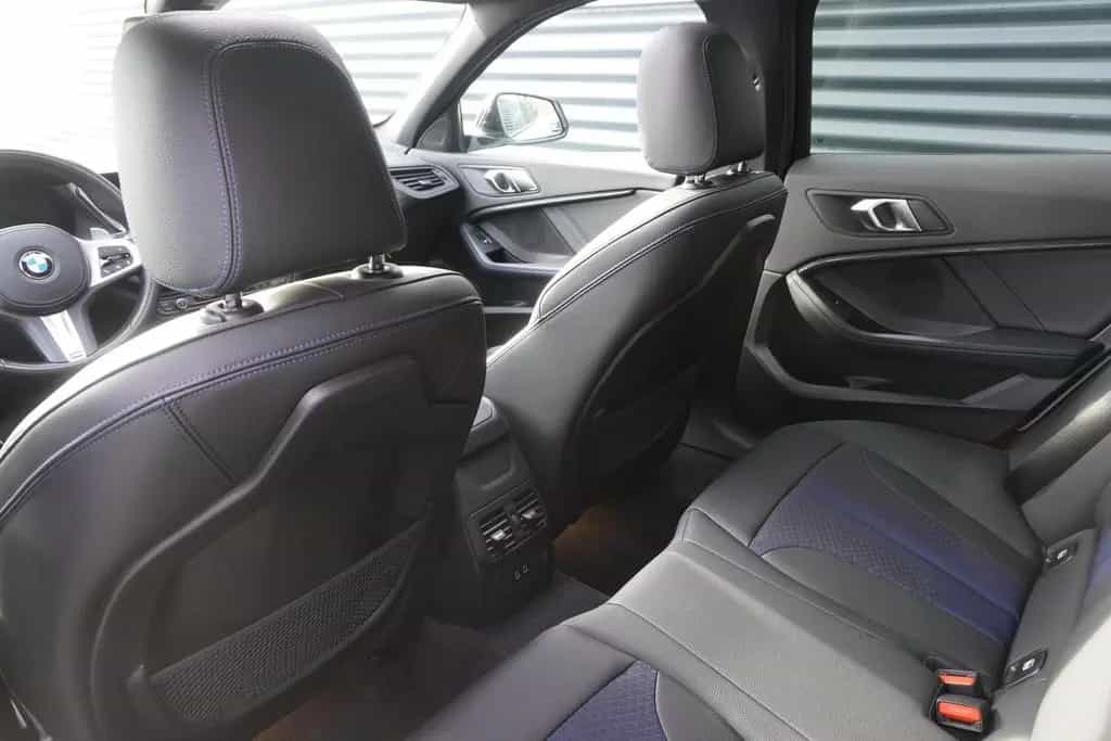 BMW M135 xDrive|PANORAMA|VIRTUAL|SHADOW|AERODYNAMIK 11/2021-photo-19