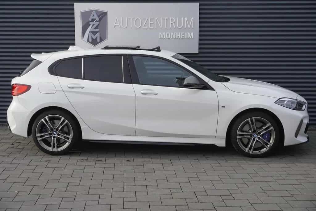 BMW M135 xDrive|PANORAMA|VIRTUAL|SHADOW|AERODYNAMIK 11/2021-photo-3