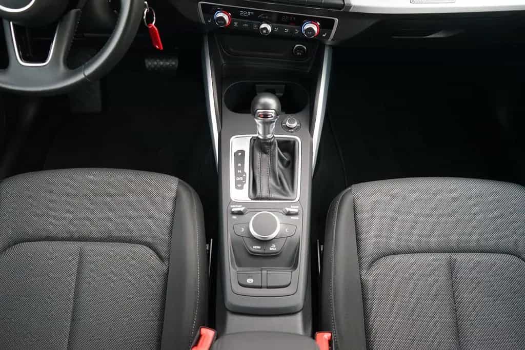 Audi Q2 35 1.5 TFSI sport S-Tronic LED Navi DAB 05/2020-photo-16