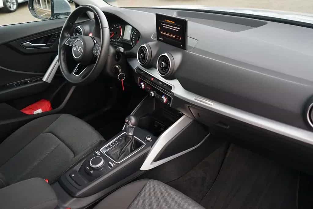 Audi Q2 35 1.5 TFSI sport S-Tronic LED Navi DAB 05/2020-photo-9
