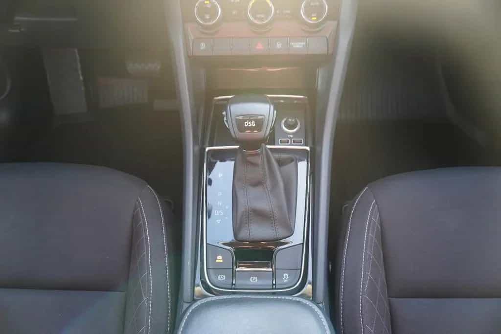 Skoda Karoq 1.5 TSI DSG Tempomat Sitzheizung SmartLink 12/2018-photo-15