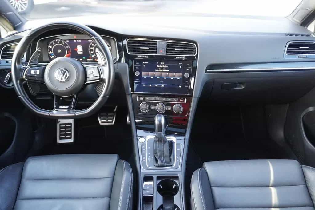 Volkswagen Golf VII 2.0 R 4Motion Schiebedach ACC DCC Leder 02/2019-photo-12
