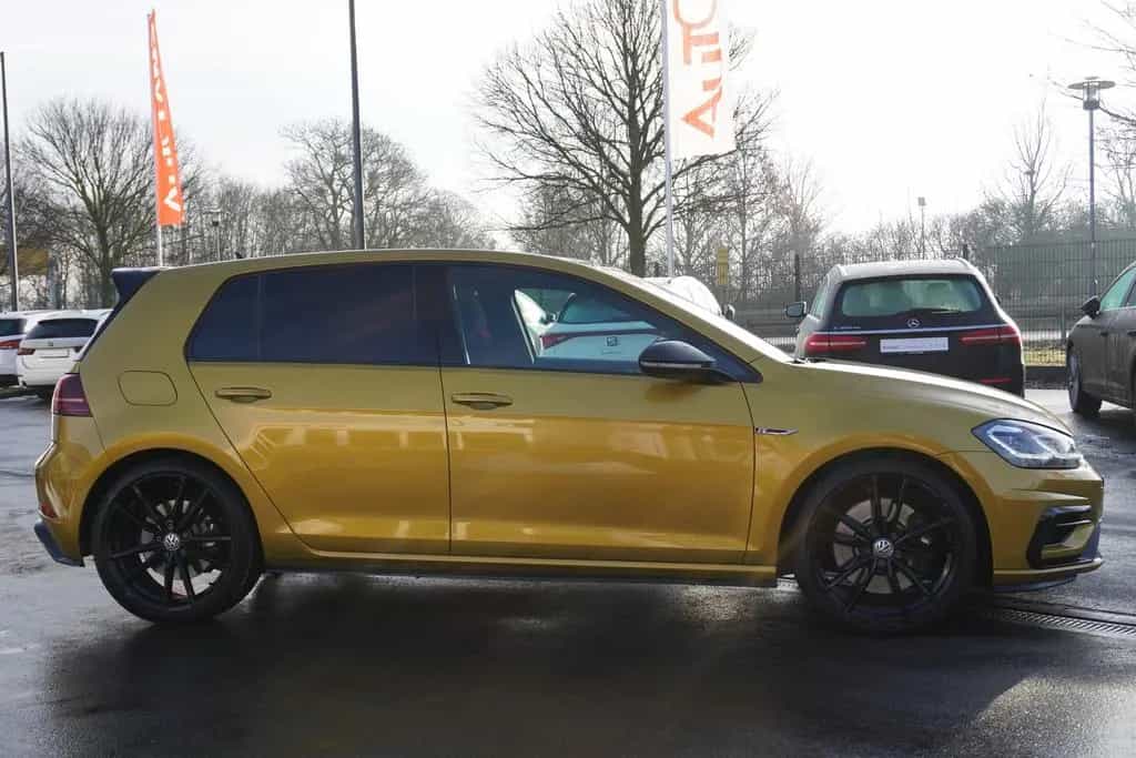 Volkswagen Golf VII 2.0 R 4Motion Schiebedach ACC DCC Leder 02/2019-photo-3